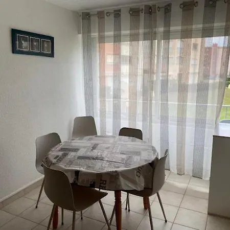 Vue Sur Le Port, Proche Agde