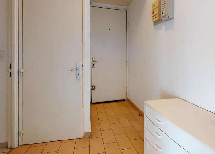 Vue Sur Le Port, Proche Apartment